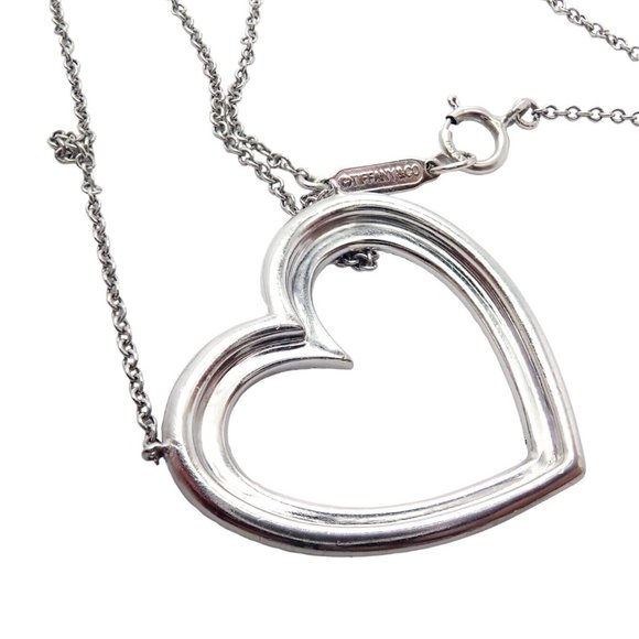 Tiffany & Co Platinum Diamond Heart Double Metro Medium Pendant Necklace - Picture 8 of 12